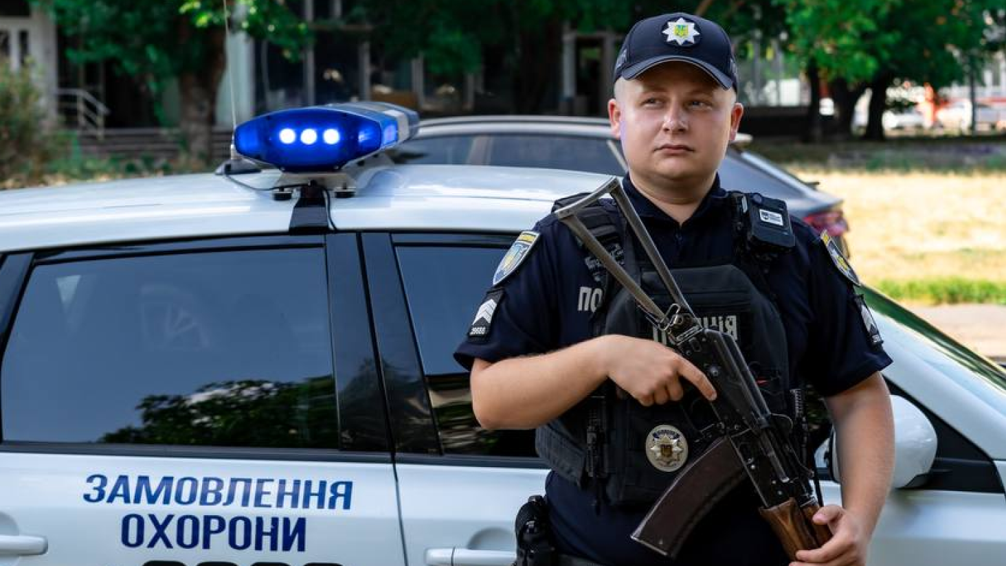 В Одессе мужчина с газовым баллончиком напал на полицейских - 290x166